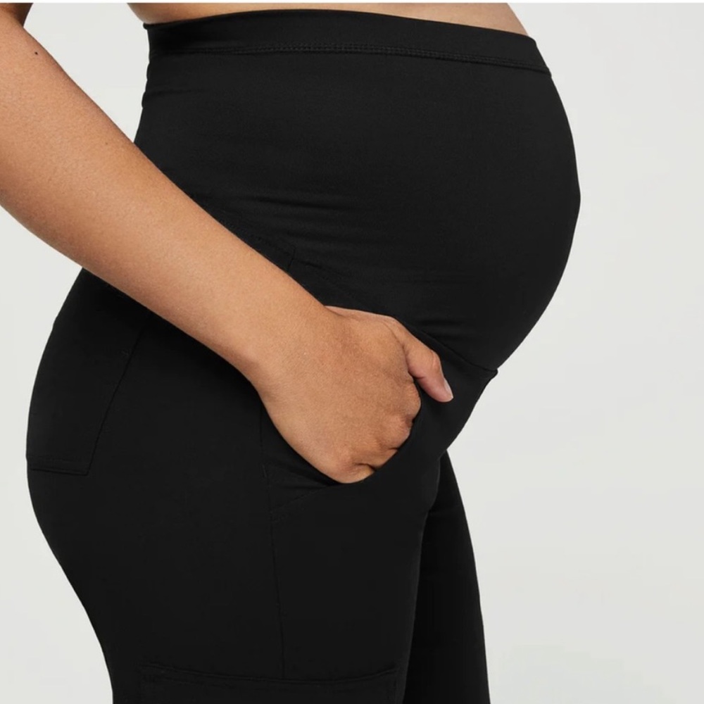 Figs Medium maternity scrub bottoms